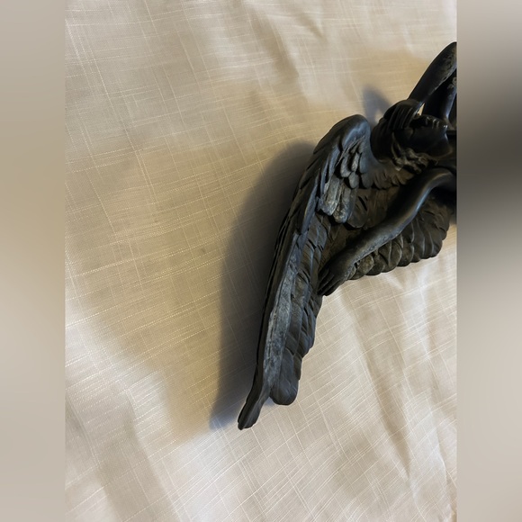 Elegant wall  Angel Sculpture - Picture 3 of 10